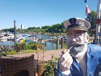 Yachthafen Marina 2020©Dorothée Meyer (43).jpg Blick in die Marina Lauenburg/Elbe