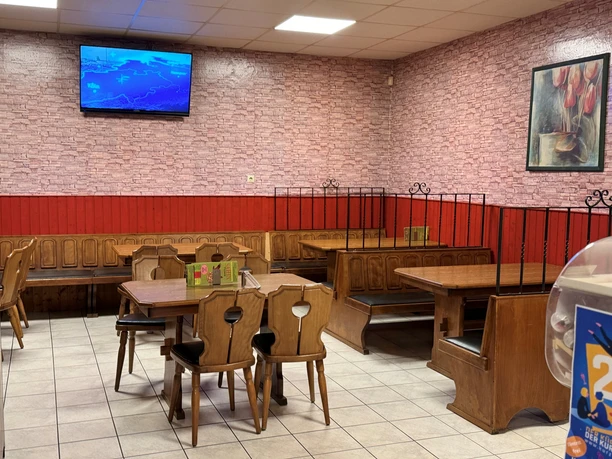 Pizzeria Sahin Börger 4.jpg