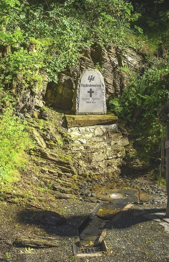 Frau am Christenboernchen bei Willingen-Usseln