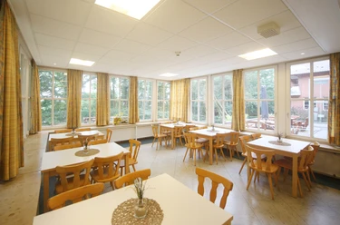 Jugendherberge Lauenburg Sportplatz_Tagesräume.jpg