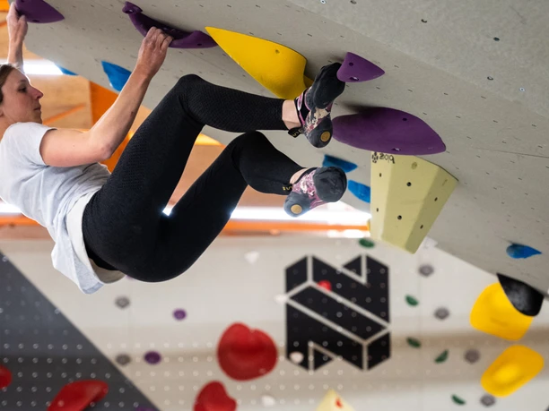 spinnerei-ibach-boulder hall