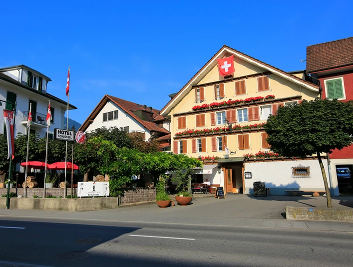 Aussenansicht Landgasthof Schlüssel Alpnach