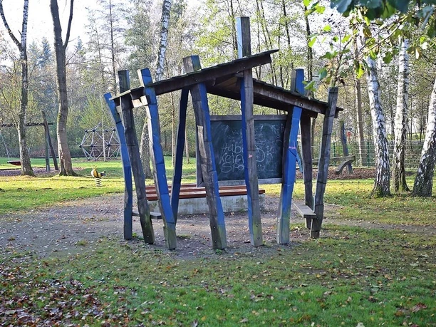 Spielplatz Kreishauspark Hennepark