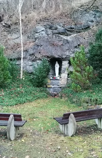 Mariengrotte am Dümelskopf Nuttlar