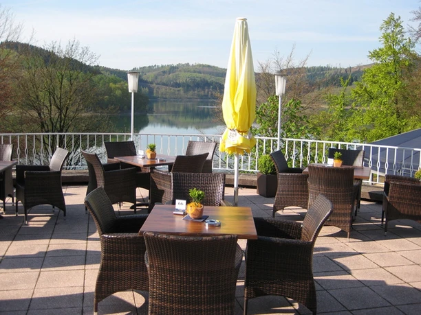 Terrasse Welcome Hotel Meschede