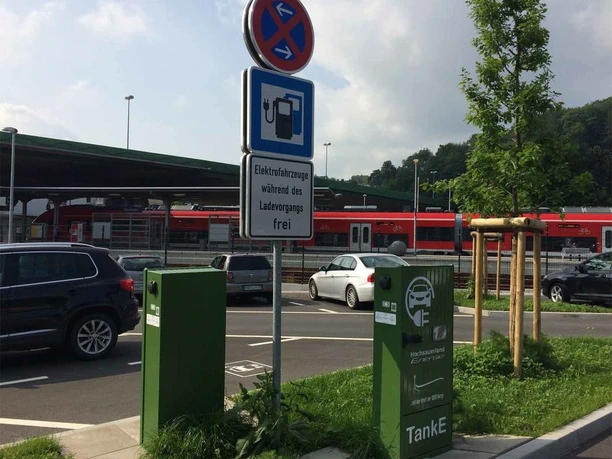 P & R Parkplatz Lagerstraße Meschede E-Tanke