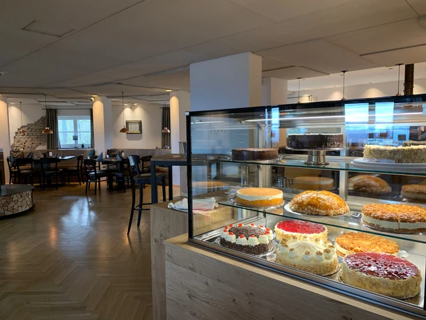 Hohe Bracht Restaurant - Kuchenbuffet