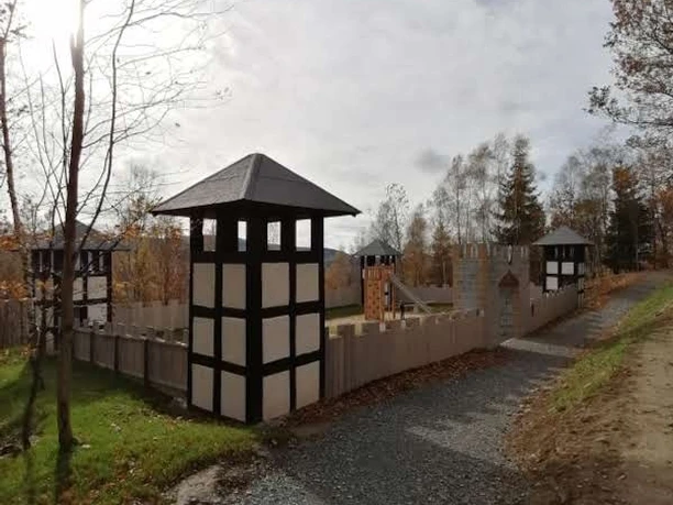 Spielplatz Burgruine Eversberg