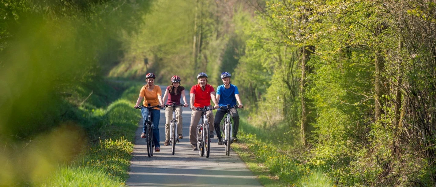Entspanntes Radfahren auf alten Bahntrassen