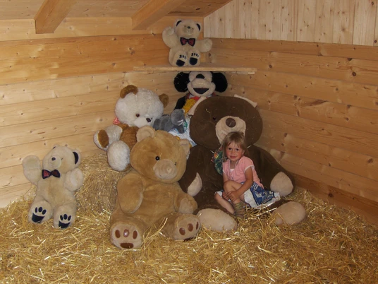 Schlaf im Stroh ©Erlebnishof Weid ©Fotograf; Unbekannt).JPG