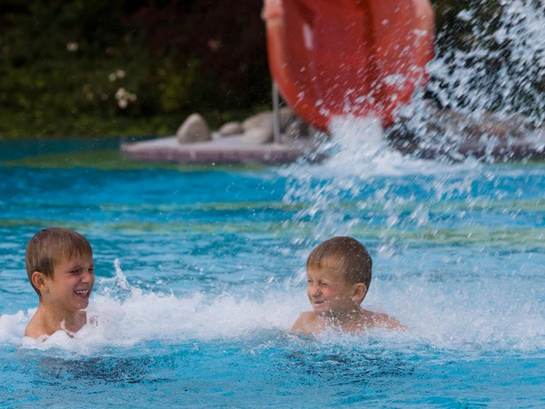 Freizeitspaß im Friedrichsdorfer Freibad