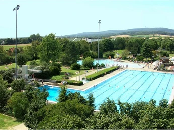 Freibad des Usa Wellenbad in Bad Nauheim