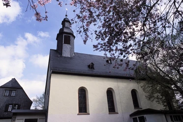 Katholische Pfarrkirche zur Hl. Dreifaltigkeit