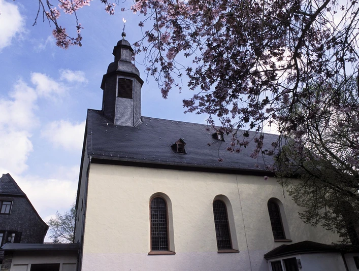 Katholische Pfarrkirche zur Hl. Dreifaltigkeit