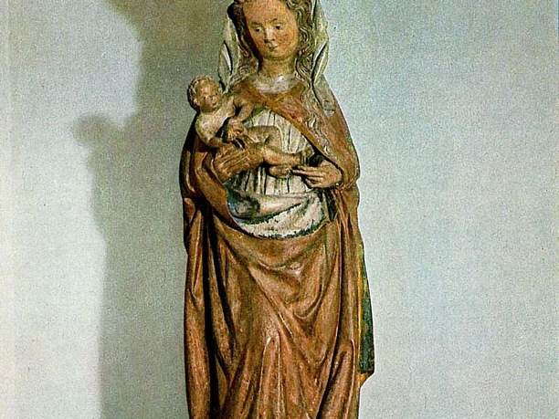 Marienstatue in der Katholische Pfarrkirche St. Marien