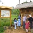 Insektenhotel auf Erlebnisobstwiese FR