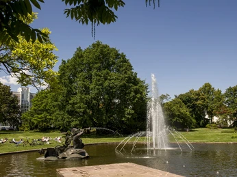 Tritonbrunnen im Südpark von Bad Nauheim