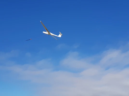 Segelflugzeug in der Luft Segelflugzeug in der Luft. Der Himmel ist blau
