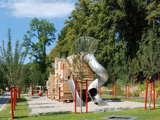 Spielplatz Obstkiste im Röthelbachtal