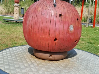 Spielplatz Obstkiste