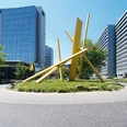 John Henry "Fulcrum" (2001) seit 2002 in Eschborn