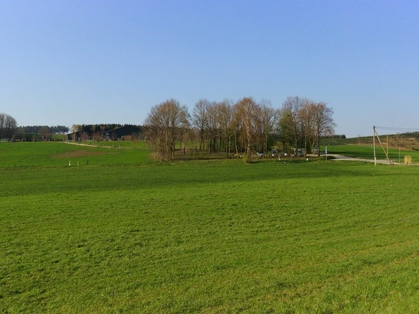 A2, A3 Hespe - Blick auf Wanderparkplatz Schlade