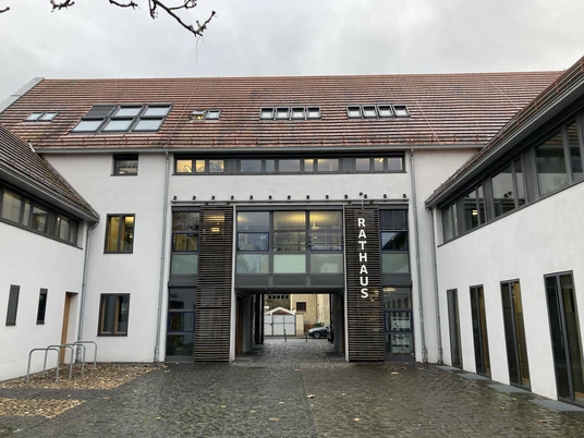 Innenhof, Zugang Rathaus Hattersheim