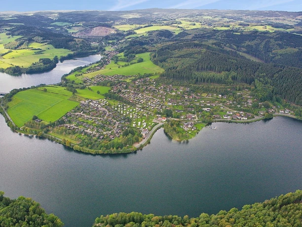 Wunderschön gelegen am Listersee