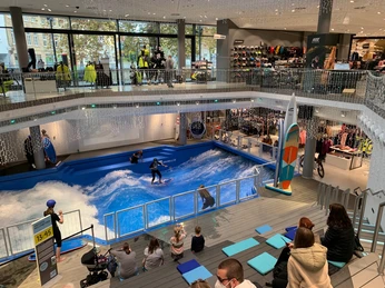 Modehuis L+T staande golf voor surfen Modehuis L+T staande golf voor surfen