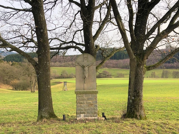 Das Ehrenmal im Alten Feld