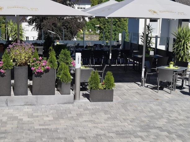 Biergarten Hotel Holländer Hof Grevenstein