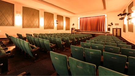Filmclub im Filmtheater Universum-c-universum.jpg