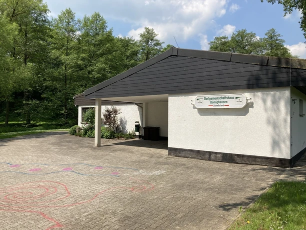 Wanderparkplatz Dorfgemeinschaftshaus Boemighausen