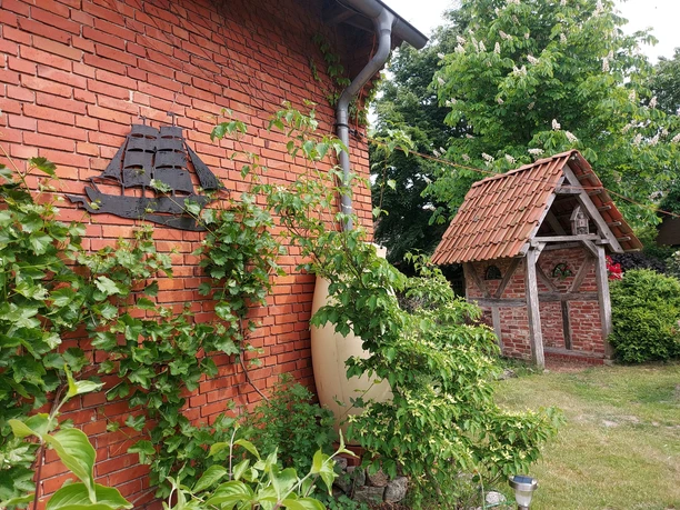 Kiekmolrin_Huede_Gartenanlage.jpg
