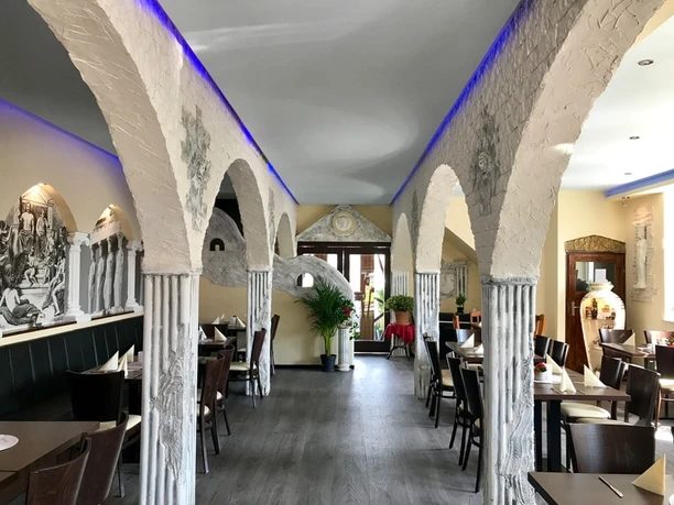 Herzlich willkommen im griechischen Restaurant "Olymp"!