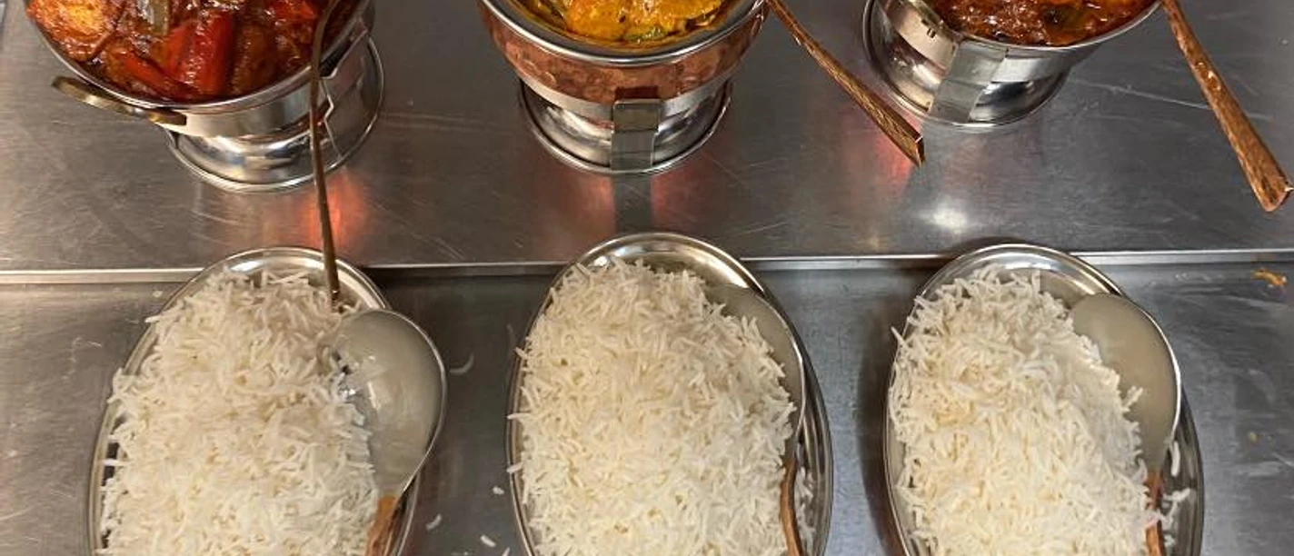 Karahi Paneer, Navratan Korma & karahi Chicken mit Reis