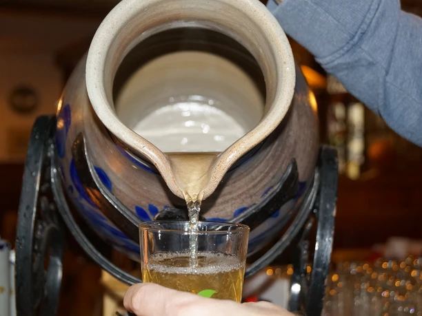 Selbst gekelteter Apfelwein