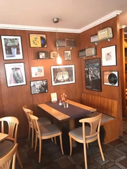 Café Restaurant Schrank