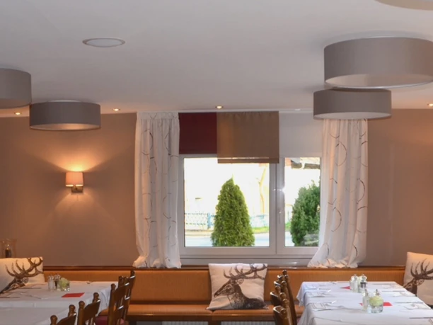 Ambiente Gaststätte zum Wispertal