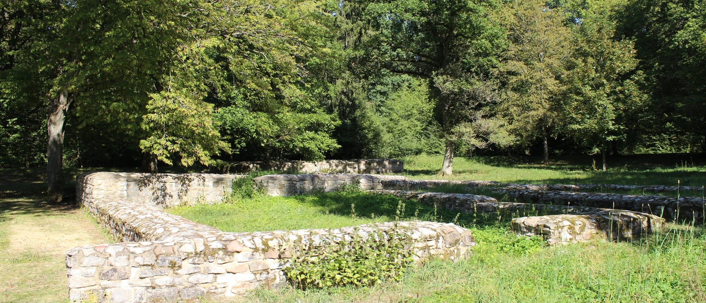 Mauerreste des einstigen römischen Kastells "Kapersburg"