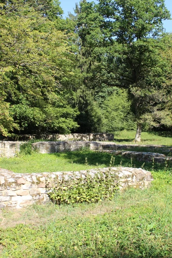 Mauerreste des einstigen römischen Kastells "Kapersburg"