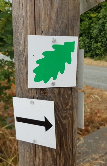 Wegmarkierung Eichblattweg