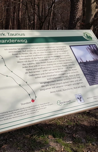 Starttafel Kunstwanderweg "Kunst im Wald"