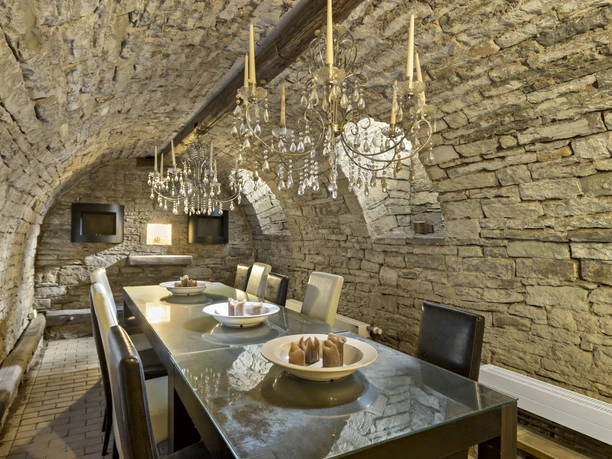 Weinkeller-Eventlocation-Kaiserpfalz-Memleben