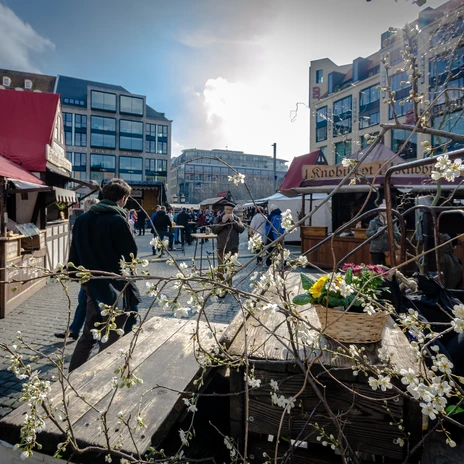 The Easter market takes place on Leipzig's market square during the holidays.