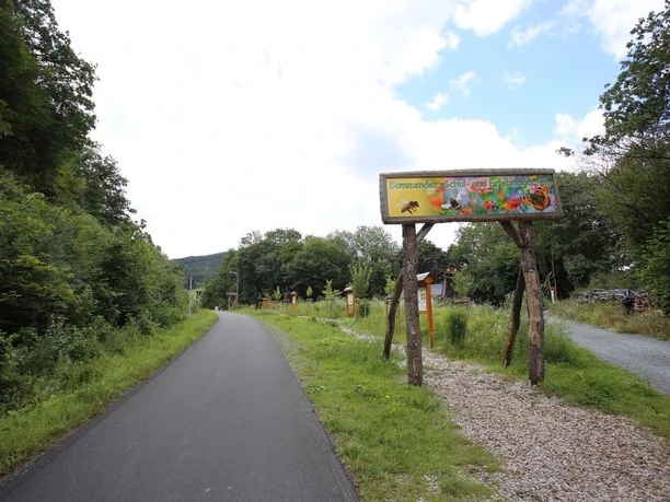 Bienenlehrpfad