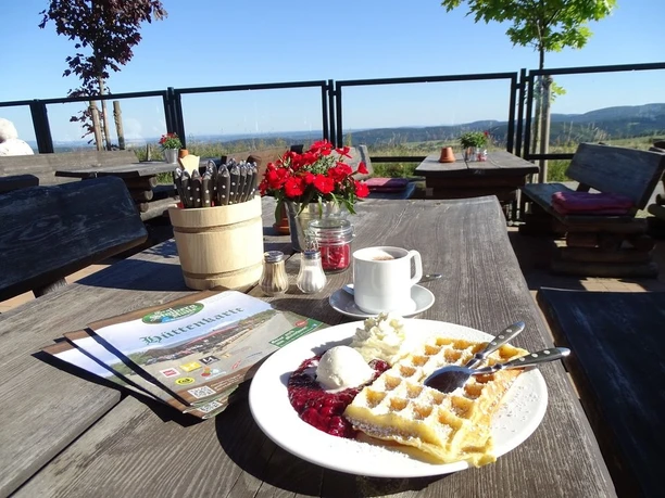 Waffelessen in der Graf Stolberg Hütte