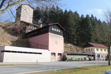 Außenansicht Besucherbergwerk Diemelsee