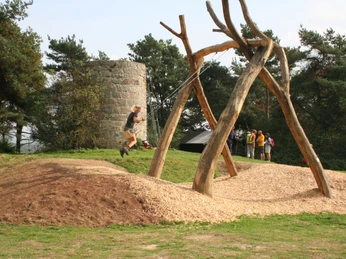 Himmelsschaukel Märchenrastplatz Warte Naumburg