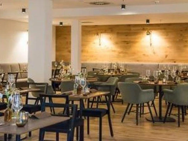 Restaurant 1871 Grill & Buns Restaurant 1871 Grill & Buns